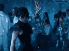 Wednesday Dance GIF - Wednesday Dance - Discover & Share GIFs