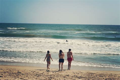 Raspberry Balloon: Huntington Beach, California