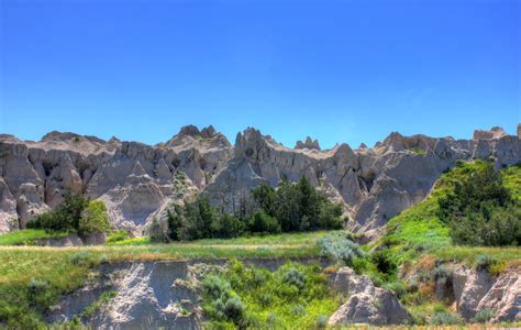 Hills by the roadside at Badlands National Park, South Dakota image - Free stock photo - Public ...