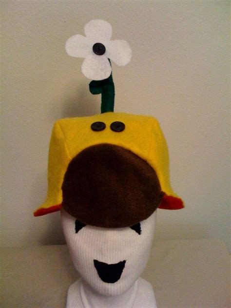 Super Mario WIGGLER HAT Reversible Happy Wiggler turns into