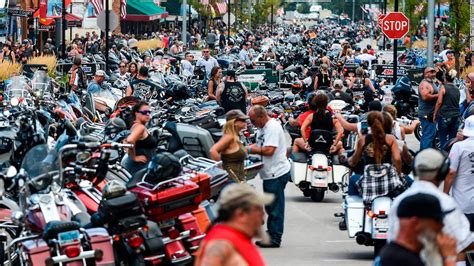 Sturgis Motorcycle Rally: A 'cautionary tale' in the age of Covid-19 - CNN