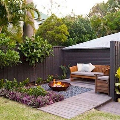 80 Cozy Backyard Fire Pit Seating Area Design Ideas in 2020 | Small ...