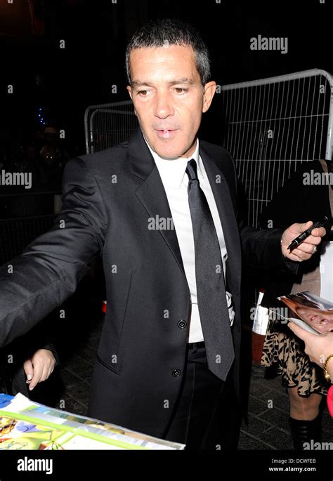 Antonio Banderas 'Puss In Boots' film premiere - Outside Arrivals ...