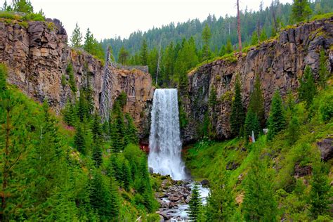 Tumalo Falls - TUMALO LAKE LODGE