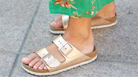 How To Find Out If You Fit A Birkenstock Narrow Or Regular Size