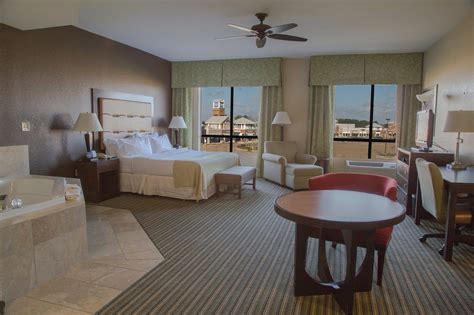 HOLIDAY INN PEARL - JACKSON AREA, AN IHG HOTEL $143 ($̶1̶6̶5̶) - Prices ...