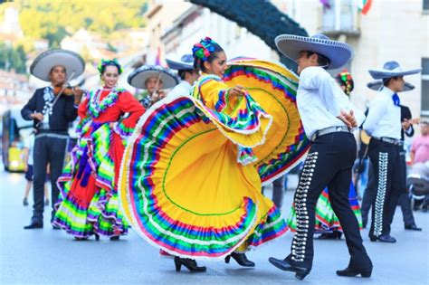 Ejemplos De Costumbres Y Tradiciones De Mexico Nuevo Ejemplo | Porn Sex ...