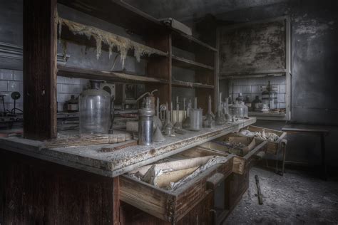 Abandoned laboratory by Andrea Pesce [2048 x 1369] : r/AbandonedPorn