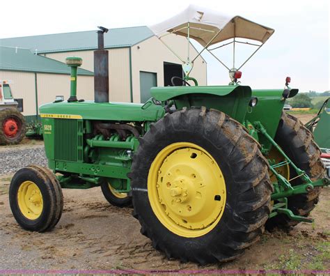 1968 John Deere 5020 tractor in McLouth, KS | Item H2567 sold | Purple Wave