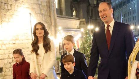 Prince William, Kate Middleton unveil their family Christmas card: See ...