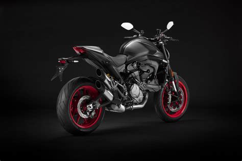 2021 Ducati Monster Plus Guide • Total Motorcycle