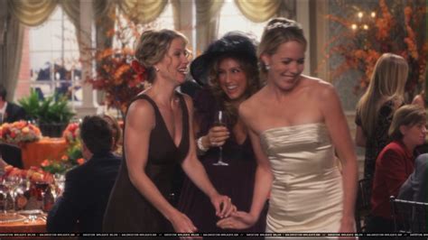 1x03 - The Wedding - 272 - Christina Applegate Online