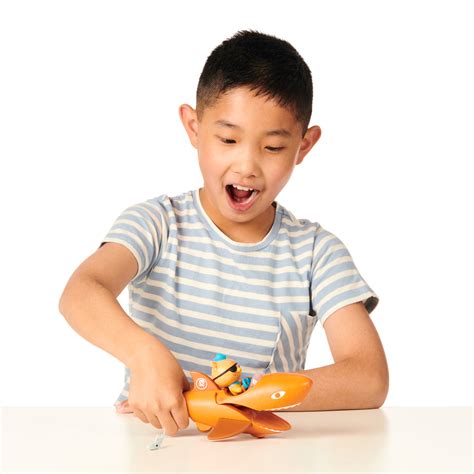 Buy Octonauts Above & Beyond, Kwazii & Gup B Adventure Pack, Deluxe Toy Vehicle & 3" Figure ...