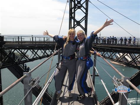 Come on the Harbour Bridge climb in Sydney with me!