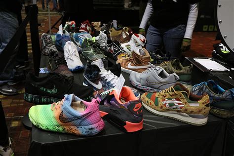 Here's What Happened At The Last Sneaker Con Of The Year - SneakerNews.com