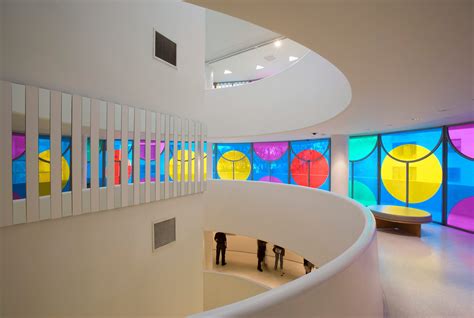 Color and Decoration | The Guggenheim Museums and Foundation