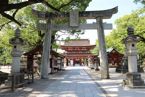 Dazaifu Tenmangu Shrine – Kyushu Tourist