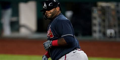 Pablo Sandoval deal with Braves