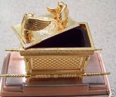 Tabernacle Holy of Holies Ark of the Covenant Temple | #39409260