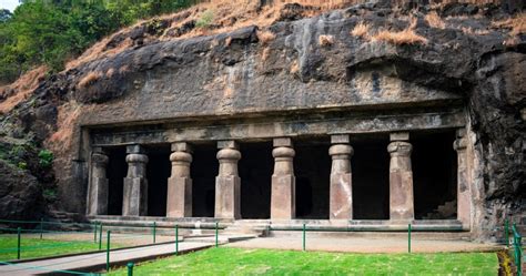 These Are The 10 Most Famous And Ancient Caves In India