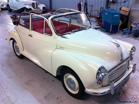 MORRIS MINOR 1000 CONVERTIBLE WHITE