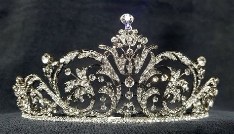 The Ten Epic Tiaras in Jewelry History - Sheila Cunha