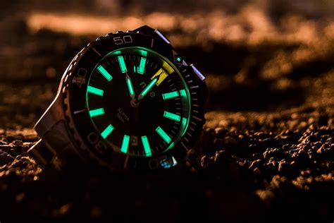 What Makes Luminous Watch Dials Glow? | HiConsumption