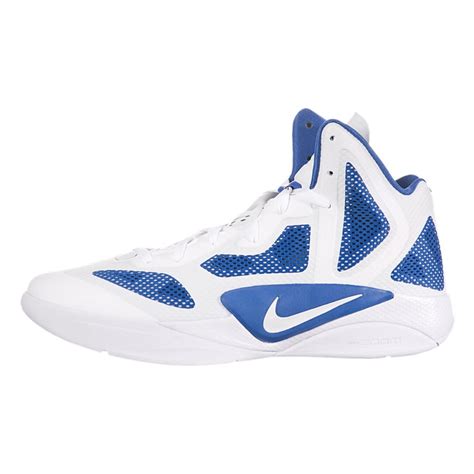 What Pros Wear: Vince Carter's Nike Hyperfuse 2011 Shoes - What Pros Wear