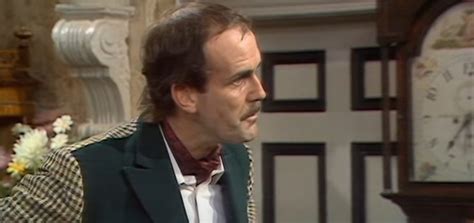 Where Was Fawlty Towers Filmed? All Locations Revealed - OtakuKart