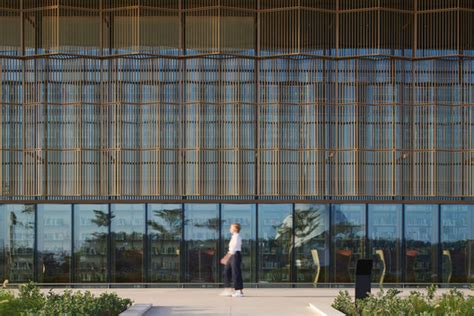 House of Wisdom Library and Cultural Center / Foster + Partners | ArchDaily