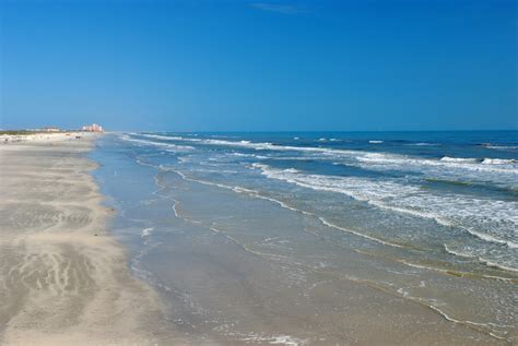 Best Beaches in Corpus Christi, A Local's Guide - Roaming Texas