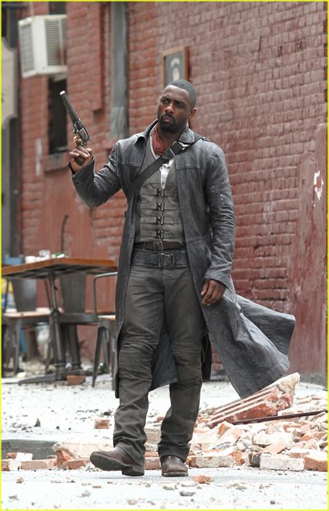 Idris Elba Battles Jackie Earle Haley on 'Dark Tower' Set: Photo ...