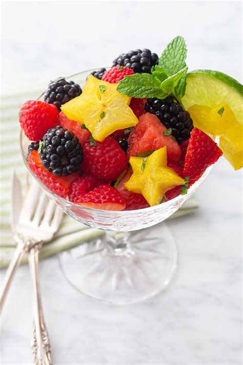 Low Carb Fruit Salad - Easy Salads