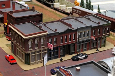 Downtown street | Scale model building, Ho scale buildings, Model railway track plans
