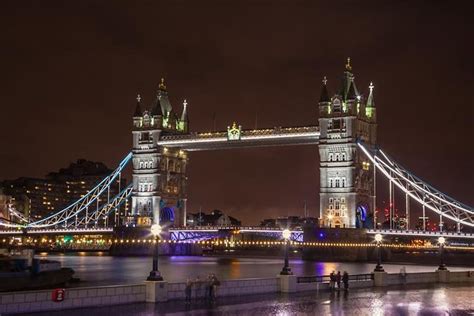 Private Tour: Tower Bridge Night Photography Tour: Triphobo