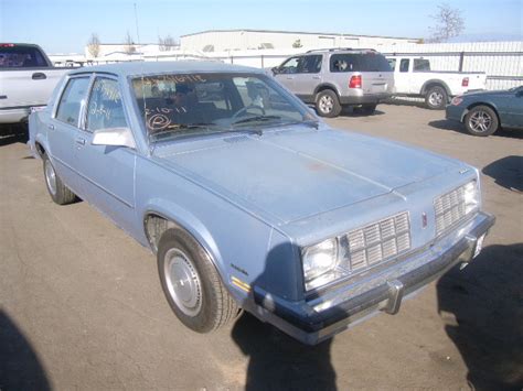 1984 Oldsmobile Omega - Information and photos - MOMENTcar