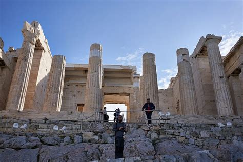 Top 10 Remarkable Facts about Propylaea - Discover Walks Blog