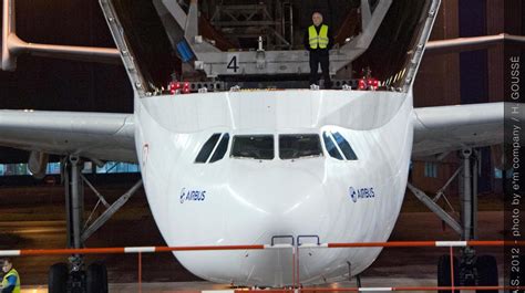 √ Interior Cockpit Airbus Beluga - Popular Century