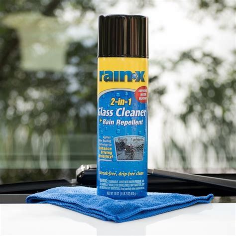 Learn how to clean windows without streaks! | Glass cleaner, Window cleaning solutions, Diy ...