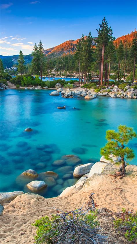 Sand Harbor, Lake Tahoe at sunset, Nevada, USA | Windows Spotlight Images