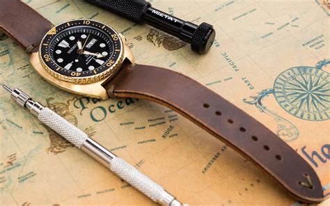 Horween Chromexcel Leather Watch Strap | Brown & Black | Strapcode