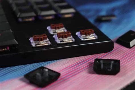 Logitech G915 TKL Review: Wireless Is Faster Than Ever | Switch and ...