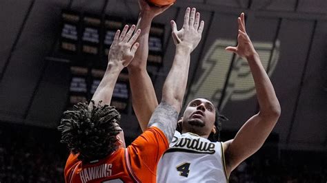 Trey Kaufman-Renn's breakout night helps No. 1 Purdue hold off No. 9 ...