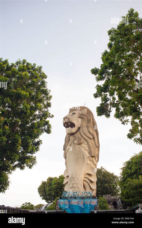 Merlion. Sentosa Island Stock Photo - Alamy