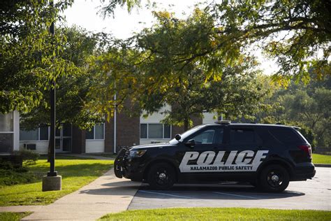 Kalamazoo resident shot, police searching for suspects - mlive.com