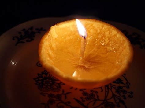 The orange peel candle: A how-to guide | Orange peel candle, Oil ...