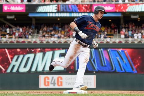 How the Twins Are Obliterating Baseball’s Home Run Record - The New ...