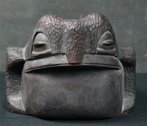 Kaeru carving 1950s