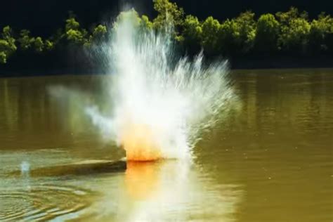 Sodium Metal Explodes When Thrown in River!