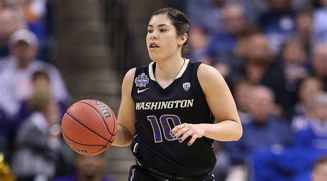 Washinton's Kelsey Plum could break Pac-12 scoring record - Sports ...